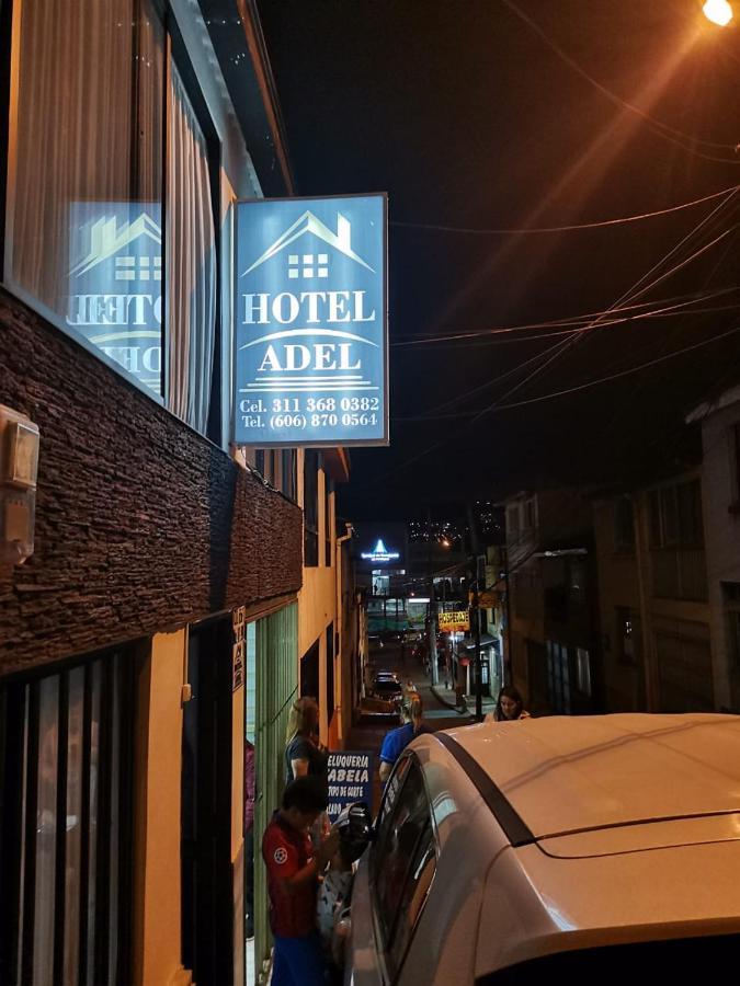 Hotel Adel 马尼萨莱斯 外观 照片