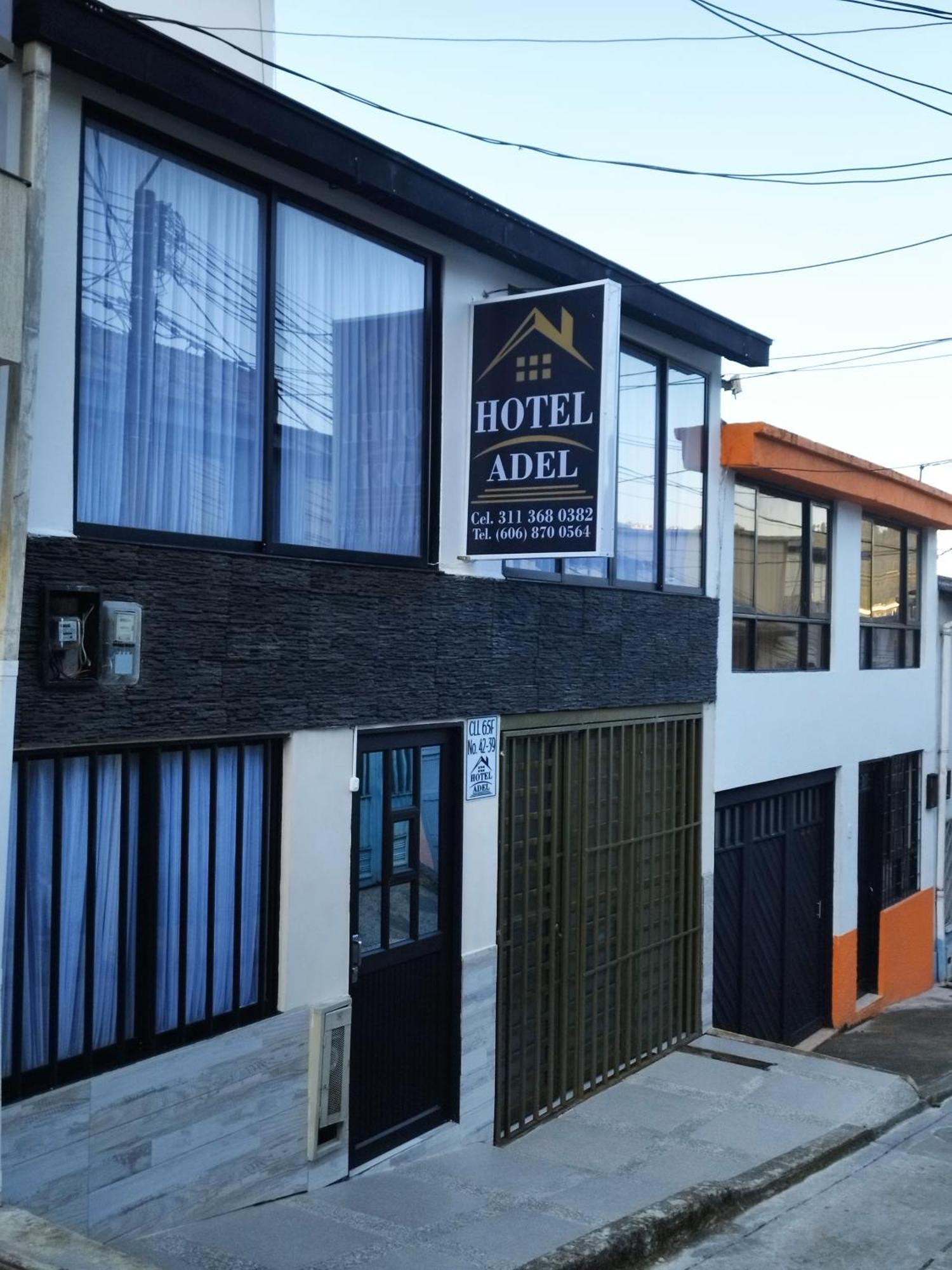 Hotel Adel 马尼萨莱斯 外观 照片